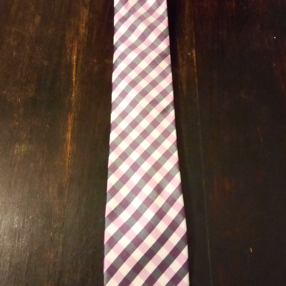 Izod Tie